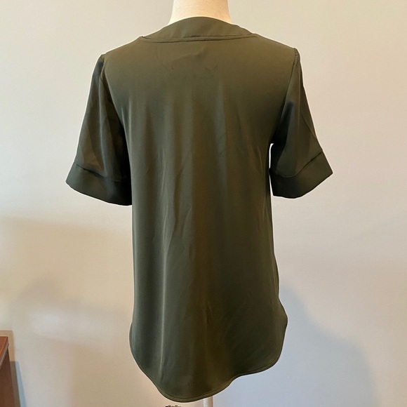 ANN TAYLOR Olive V Neck Short Sleeve Tunic - Picture 4 of 5